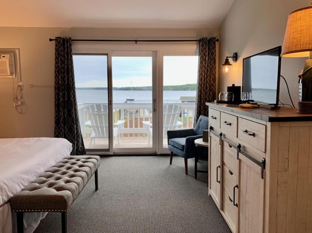 Smuggler'S Cove Inn Boothbay Экстерьер фото